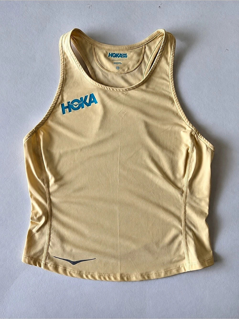 HOKA Athletic Tank in Yellow Size Medium Like New